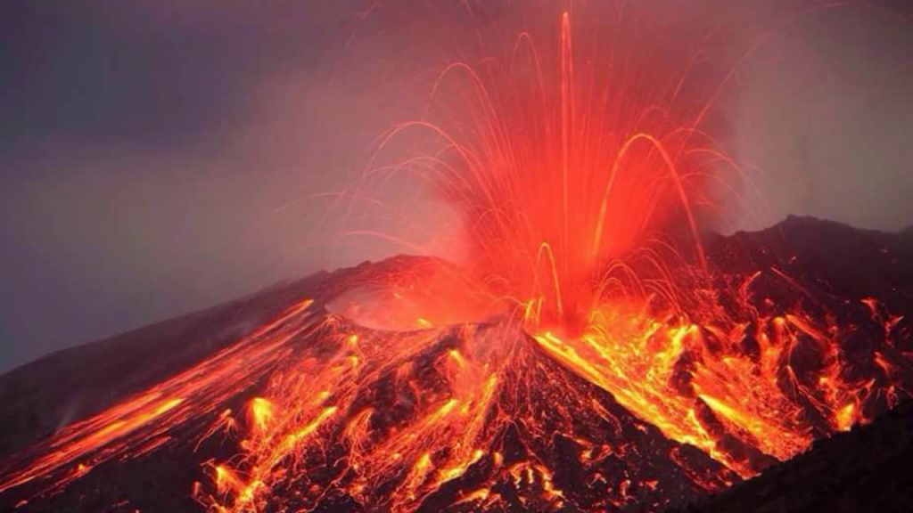 News & prioslav.ru: Названы извержения вулканов в истории Земли, последствия которых имели огромное воздействие на нашу планету